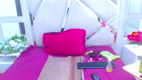 paris_squirtt online show from 05.23.26