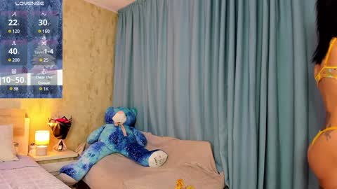 Paris online show from 01.08.25