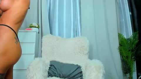 Paris online show from 09.11.25