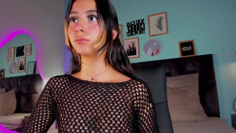 PARIS online show from 01.28.25