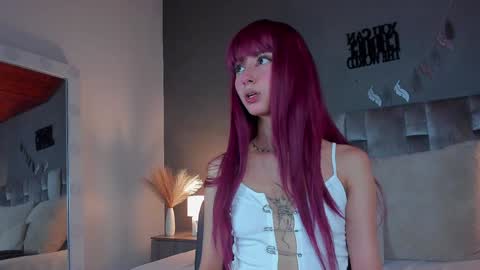 PARIS online show from 02.05.25