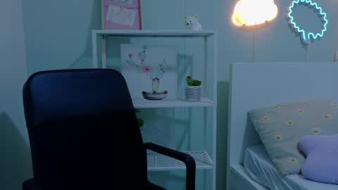 PARIS online show from 12.19.25