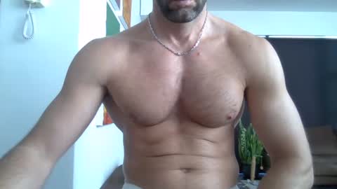 Porn Actor 21cm Hetero online show from 12.23.24