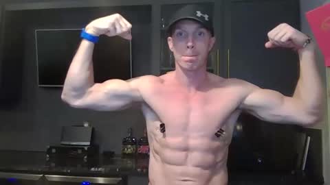 Snapshot of parkerflexes chatting on 11.03.25 Parker online show from 11.03.25