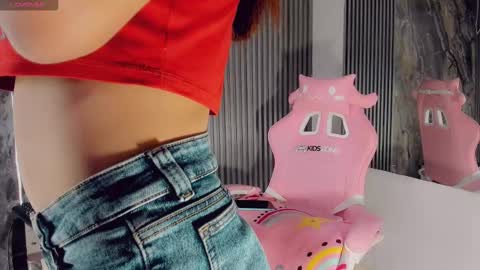 Snapshot of party_fre_girl chatting on 10.03.25 party_fre_girl online show from 10.03.25