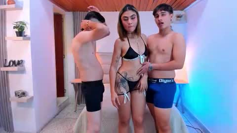 Andres Nataly Clarck And Paco online show from 10.24.25