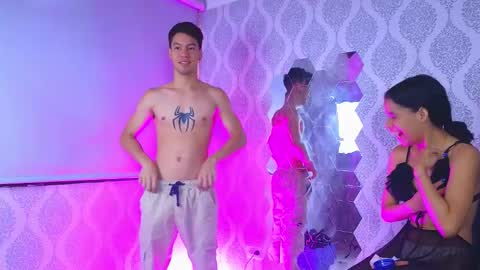 Danna online show from 10.13.25