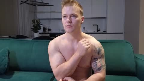 Pashka online show from 10.21.25