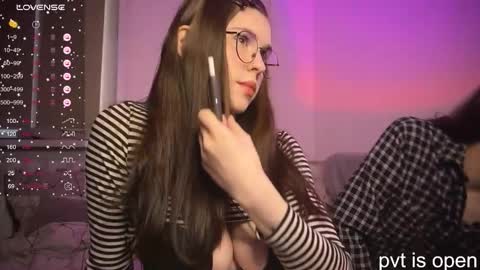 Zoe online show from 10.14.25