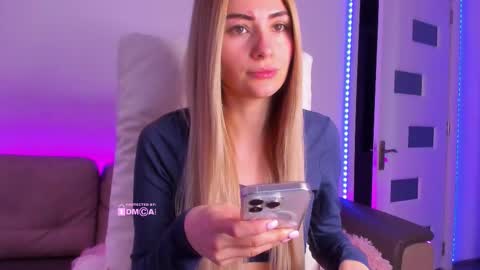 Snapshot of passionkc chatting on 12.21.25 passionkc online show from 12.21.25