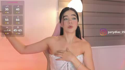 Snapshot of patricia69fox chatting on 05.18.26 Paty online show from 05.18.26