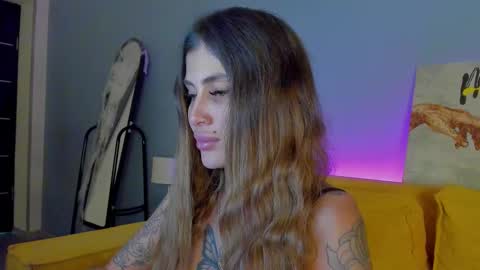 Snapshot of patricia_cox chatting on 10.30.25 Patricia GMT2 Wed-Thu 5-11am Sat-Mon 5-11am online show from 10.30.25