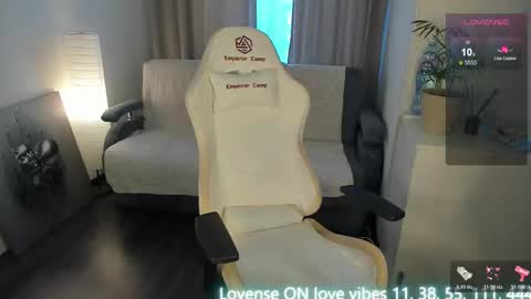 Snapshot of patricia_lions_ chatting on 10.18.25 patricia_lions_ online show from 10.18.25