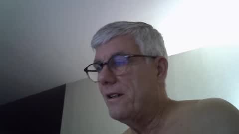 patrick5275 online show from 10.10.25