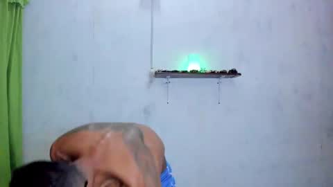 EDUAR Independent model online show from 11.27.25