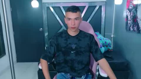 patrick_naughty1 online show from 10.19.25