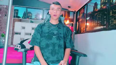 patrick_naughty1 online show from 10.25.25