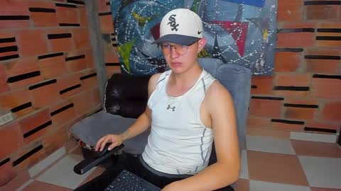 .... online show from 02.05.25