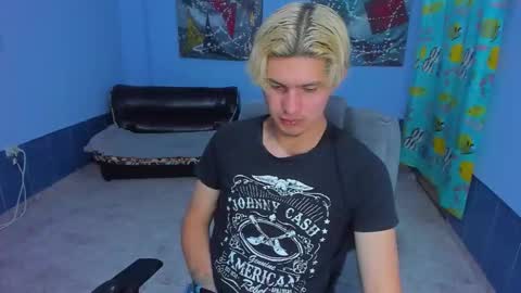 .... online show from 11.03.25