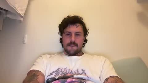 Snapshot of pattys_worlds chatting on 04.25.26 Patty online show from 04.25.26