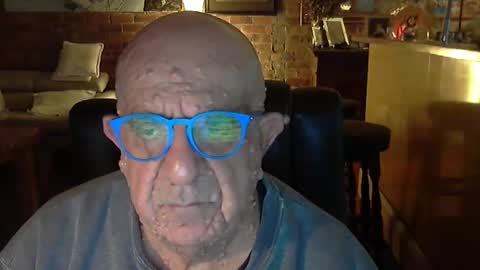 Snapshot of patvac chatting on 05.22.26 patvac online show from 05.22.26