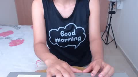 Snapshot of pau_heart chatting on 03.01.25 Paulina online show from 03.01.25