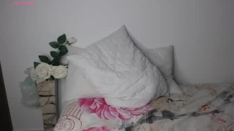 Snapshot of pau_heart chatting on 10.05.25 Paulina online show from 10.05.25