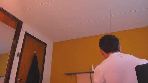 Paul online show from 12.04.24