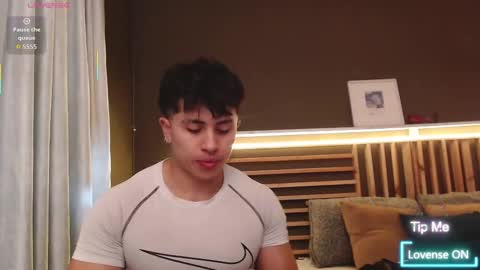 Paul online show from 10.03.25