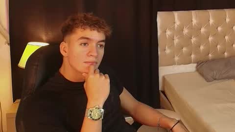 Snapshot of paul_george212 chatting on 02.10.26 Paull George online show from 02.10.26