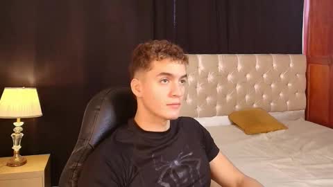 Snapshot of paul_george212 chatting on 02.24.26 Paull George online show from 02.24.26