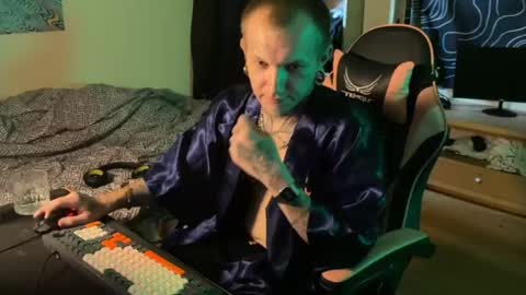 Paul online show from 04.09.26