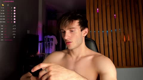 Snapshot of paul_rubini chatting on 01.05.25 Paul online show from 01.05.25