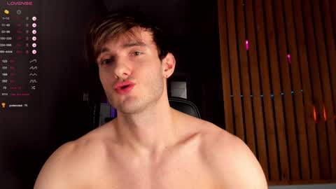 Snapshot of paul_rubini chatting on 01.11.25 Paul online show from 01.11.25