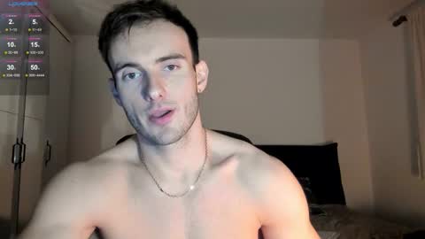 Snapshot of paul_rubini chatting on 10.05.25 Paul online show from 10.05.25