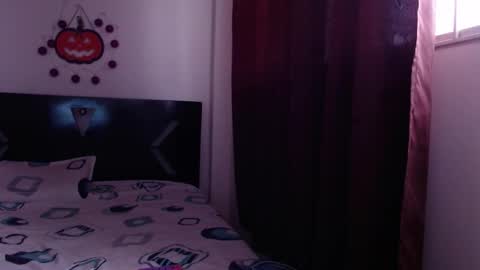 Snapshot of paula_anderson chatting on 11.09.25 PAULA online show from 11.09.25