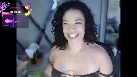 Snapshot of paula_daniela1 chatting on 09.24.25 Paula online show from 09.24.25