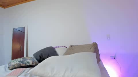 Paula perez - online show from 12.26.24