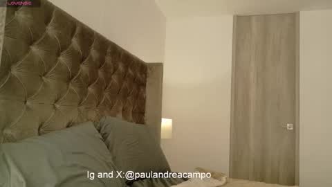 Paula Andrea online show from 11.22.25