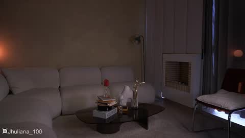 Snapshot of paulacora100 chatting on 10.25.25 Paula online show from 10.25.25