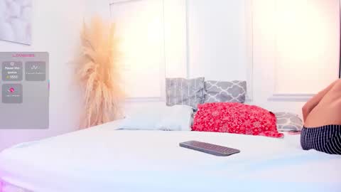 Snapshot of paulette_valverde chatting on 01.19.26 Pau online show from 01.19.26