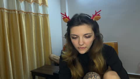 Isla  Chase online show from 12.05.24