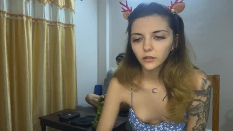 Isla  Chase online show from 12.08.24