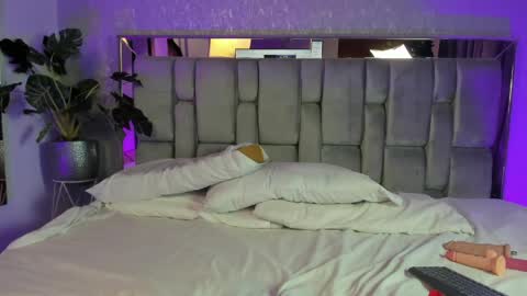 PAULINA  online show from 03.26.26