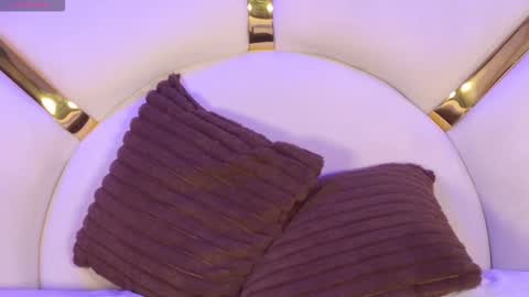 Paulina  online show from 10.22.25