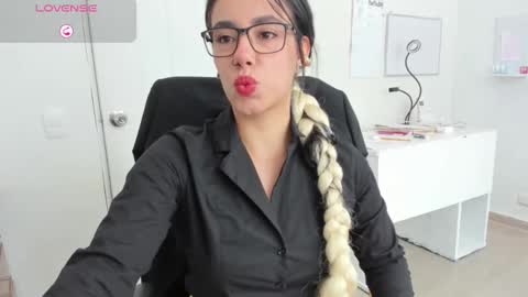 paulina online show from 10.16.25