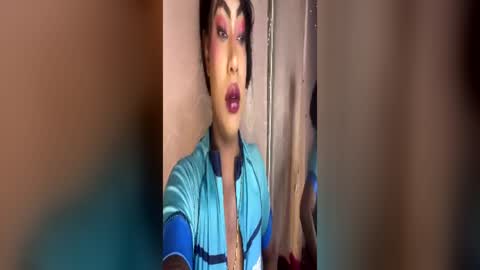 Snapshot of paulina_ruiz_ chatting on 06.19.26 online show from 06.19.26