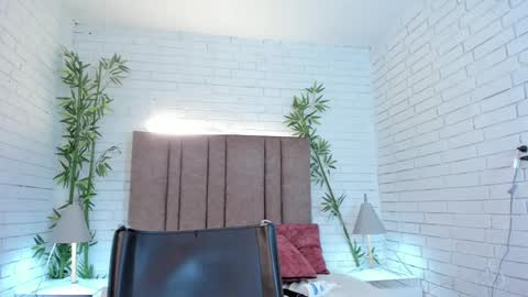 Snapshot of paulina_sweett chatting on 01.11.25 Paulina online show from 01.11.25