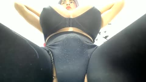 paulinabigcock24 online show from 12.19.24