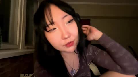 Snapshot of paulinaokutsu chatting on 02.20.26 Yuna online show from 02.20.26